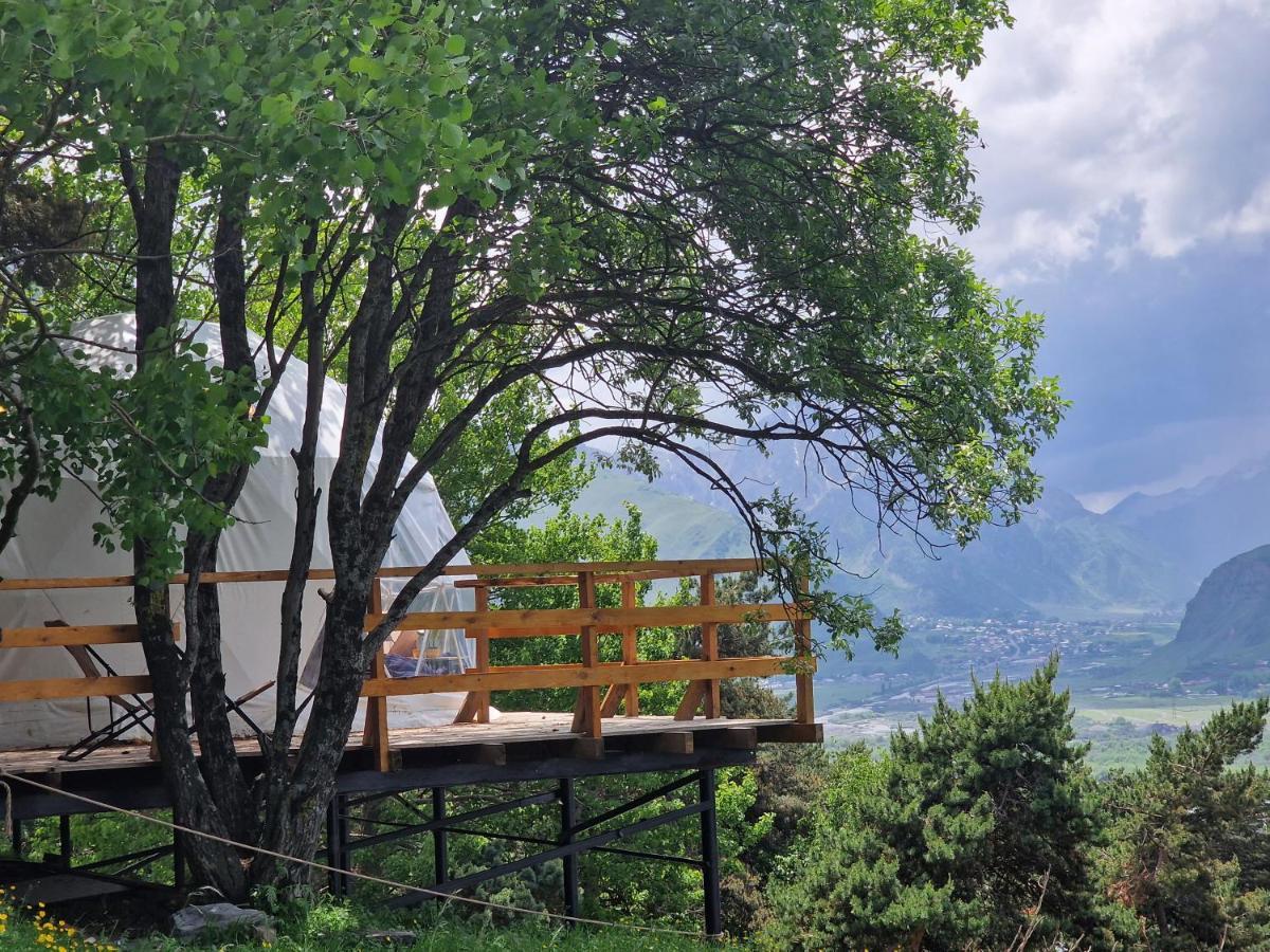 Elia Glamping Hotell Kazbegi Eksteriør bilde