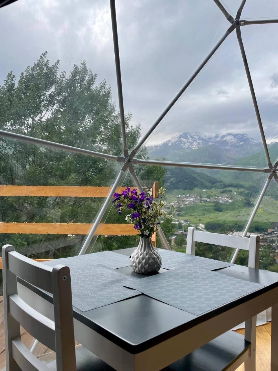 Elia Glamping Hotell Kazbegi Eksteriør bilde